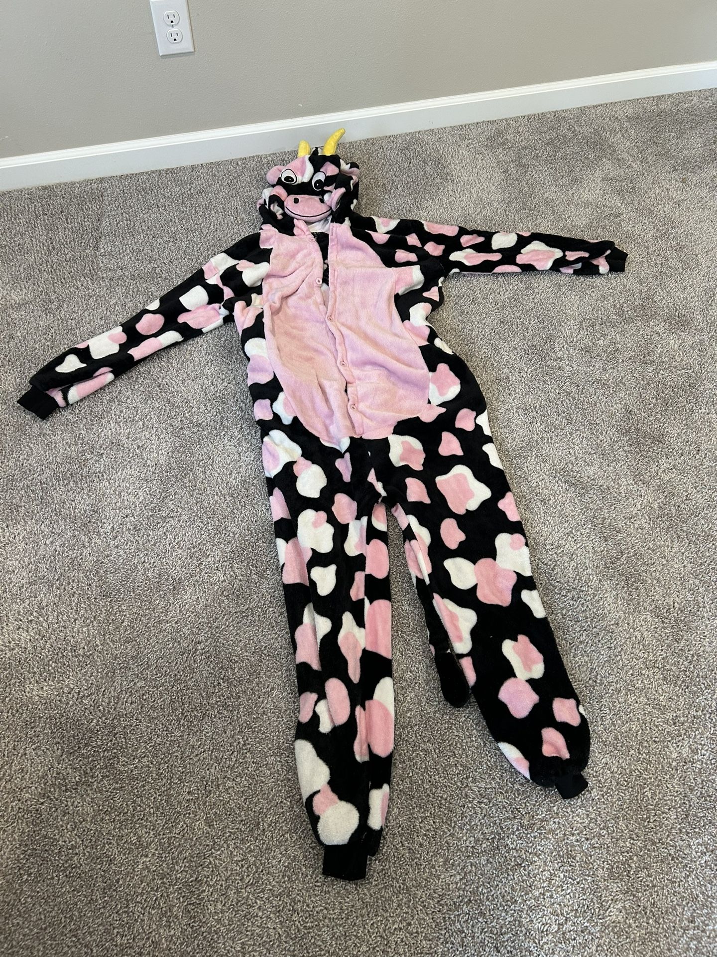Adult women’s pink cow Halloween costume