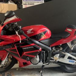 2003 Honda CBR 600RR barn find! Low miles great condition!