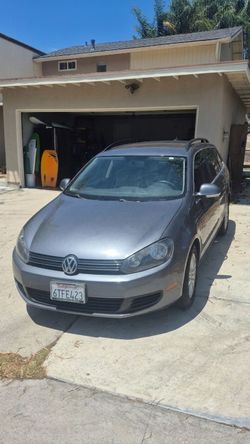 Volkswagen Jetta Sportwagen 2012 2.5L SE