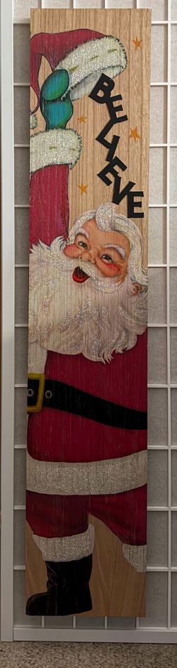 π
Vintage-Style Wooden Santa βBelieveβ Sign β 4 ft Tall - Cracker Barrel