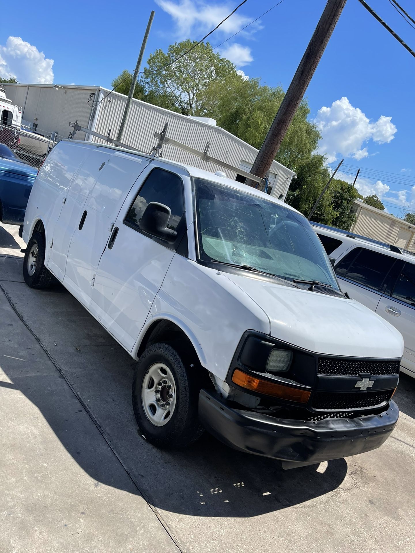 Chevy Express 2007  Parts