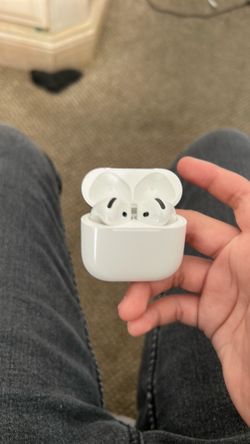 AirPods 4