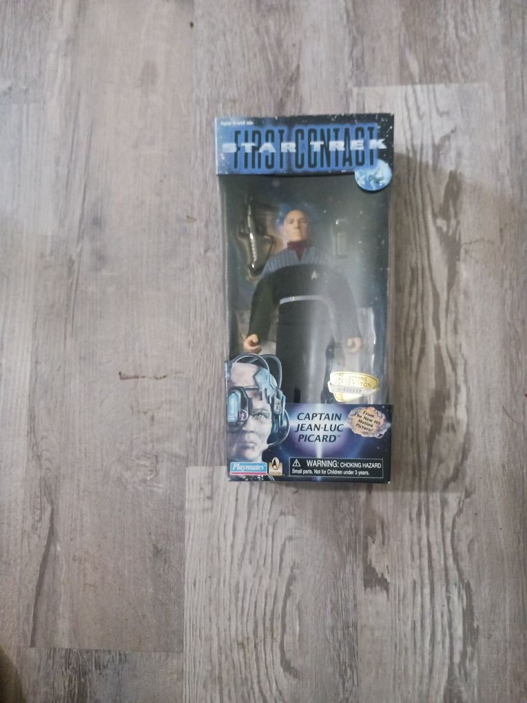 Star Trek First Contact Cpt. Picard 9in Figure
