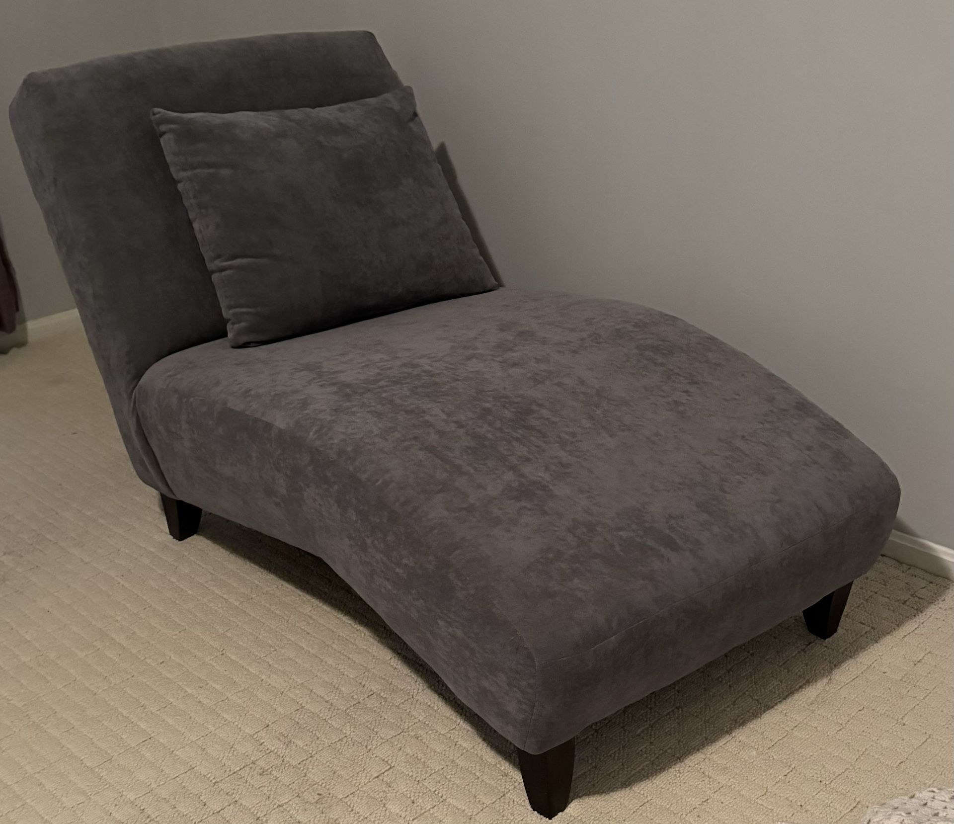 Grey Chase Lounge Chair
