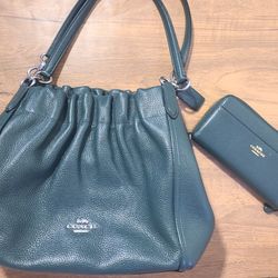 Coach Forest Green Purse With Wallet