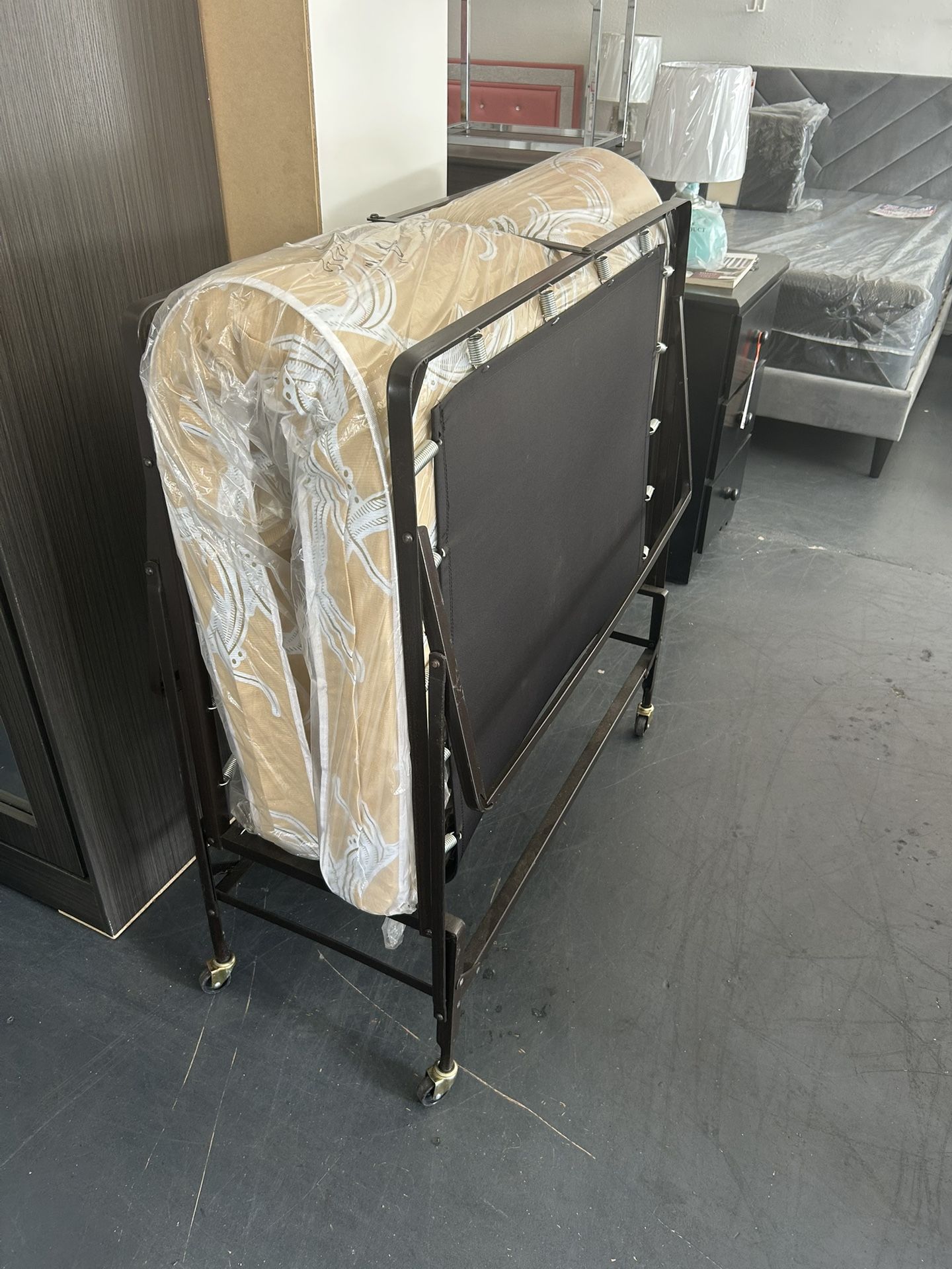 Single 30” Rollaway Bed 