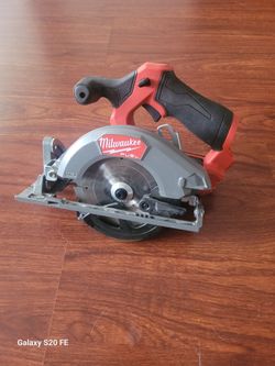 Milwaukee circular saw!