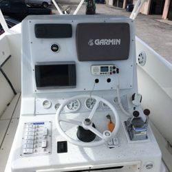 1993 contender 25' cuddy inboard