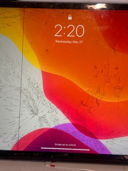 Cracked IPad Pro 12.9” 128GB 4th Generation