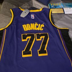 Lakers Jersey Stitched Luka Xxl