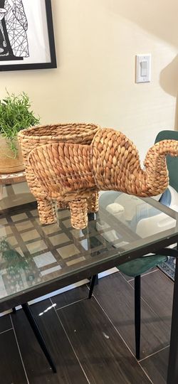 Boho rattan/wicker elephant basket or plant stand