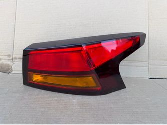 2019,2020,2021,2022,2023,2024 Nissan Altima TailLight/Mica Trasera Rh Passenger (No Damage) Ask