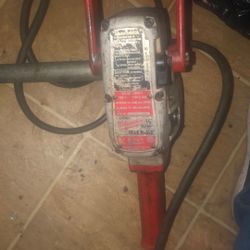 Millwakee 1/2  13mm Hole Howg