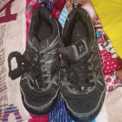$5 Kid's Shoes Size 2