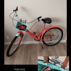 Schwinn women’s 26” Cruiser W/ Basket And Lock