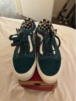 Vans x Leica Old Skool Shoes Size 7 men and 8.5 women