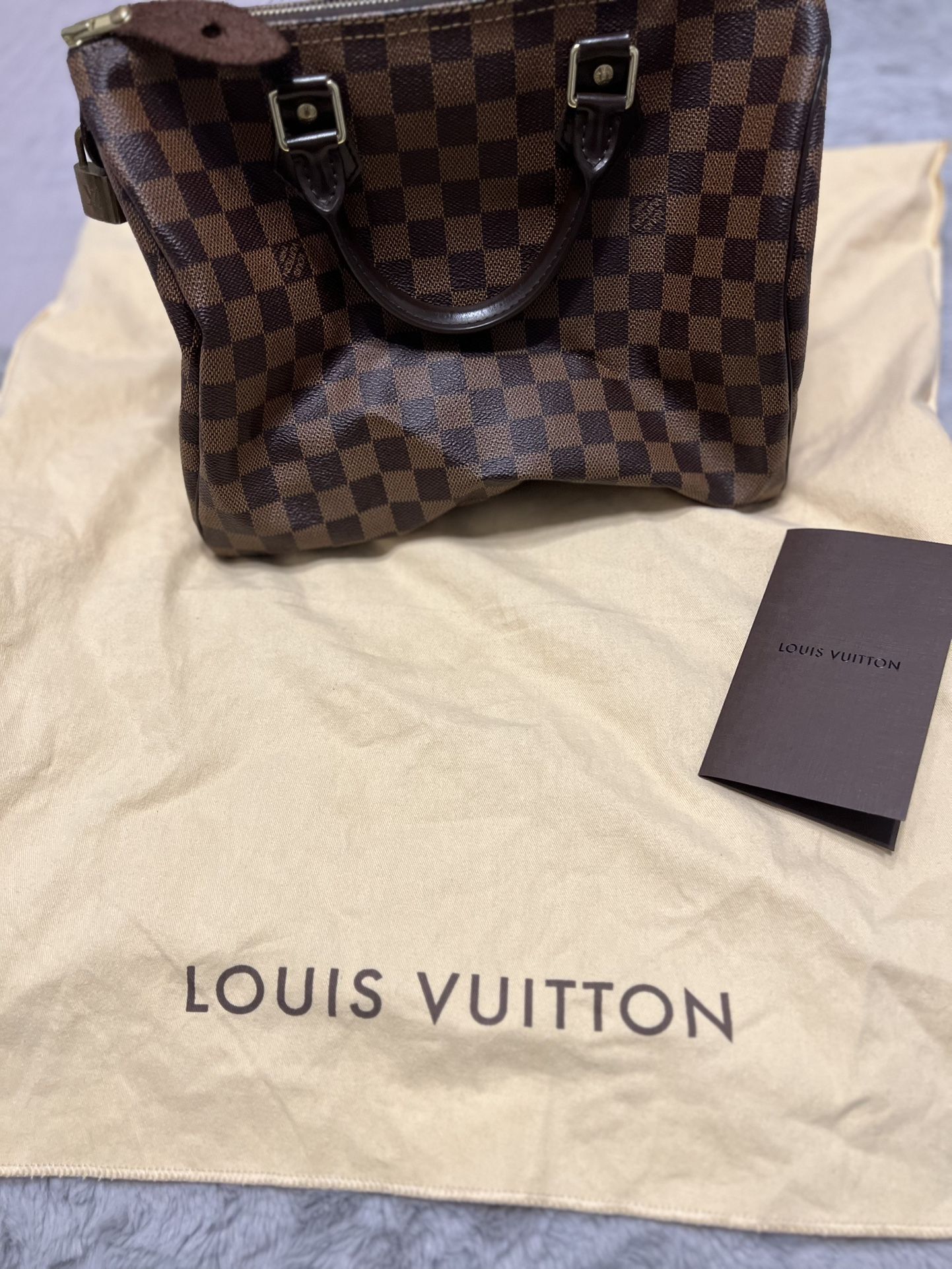 Authentic Louis Vuitton Speedy 30 Damier