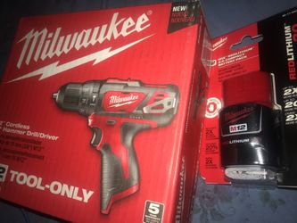 Milwaukee tool and battery