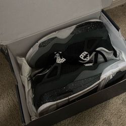 Jordan 4s Fear Flight Size 10.5