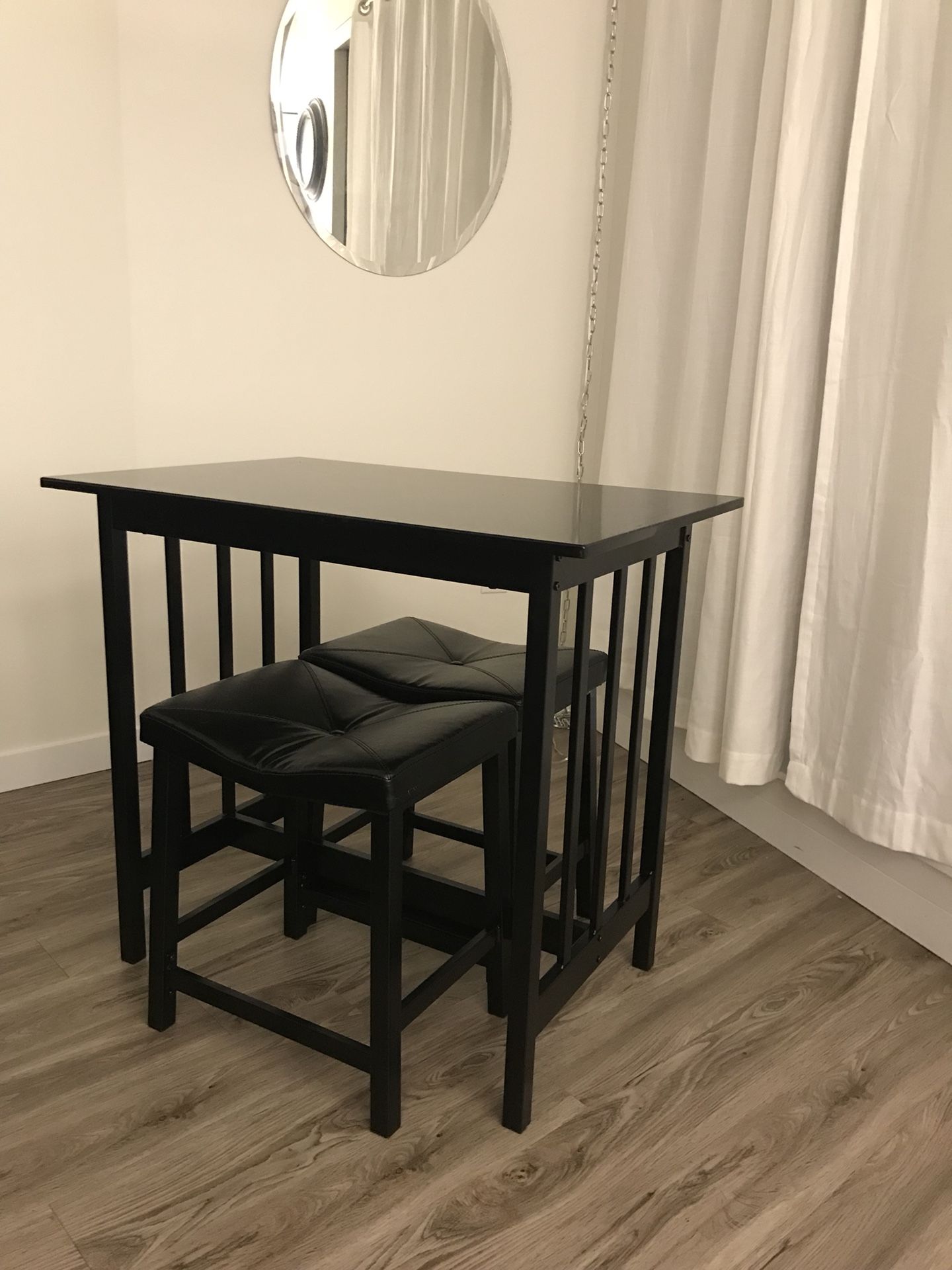 BRAND NEW- SMALL DINING TABLE