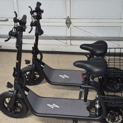 Phantom R1 Pro Electric Seated Scooter