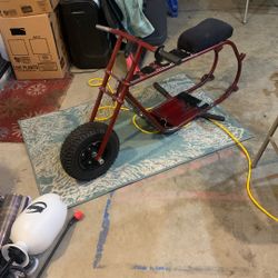 🏁*GTS* mini bike frame size 6.   450 with front tire or 350  just frame 