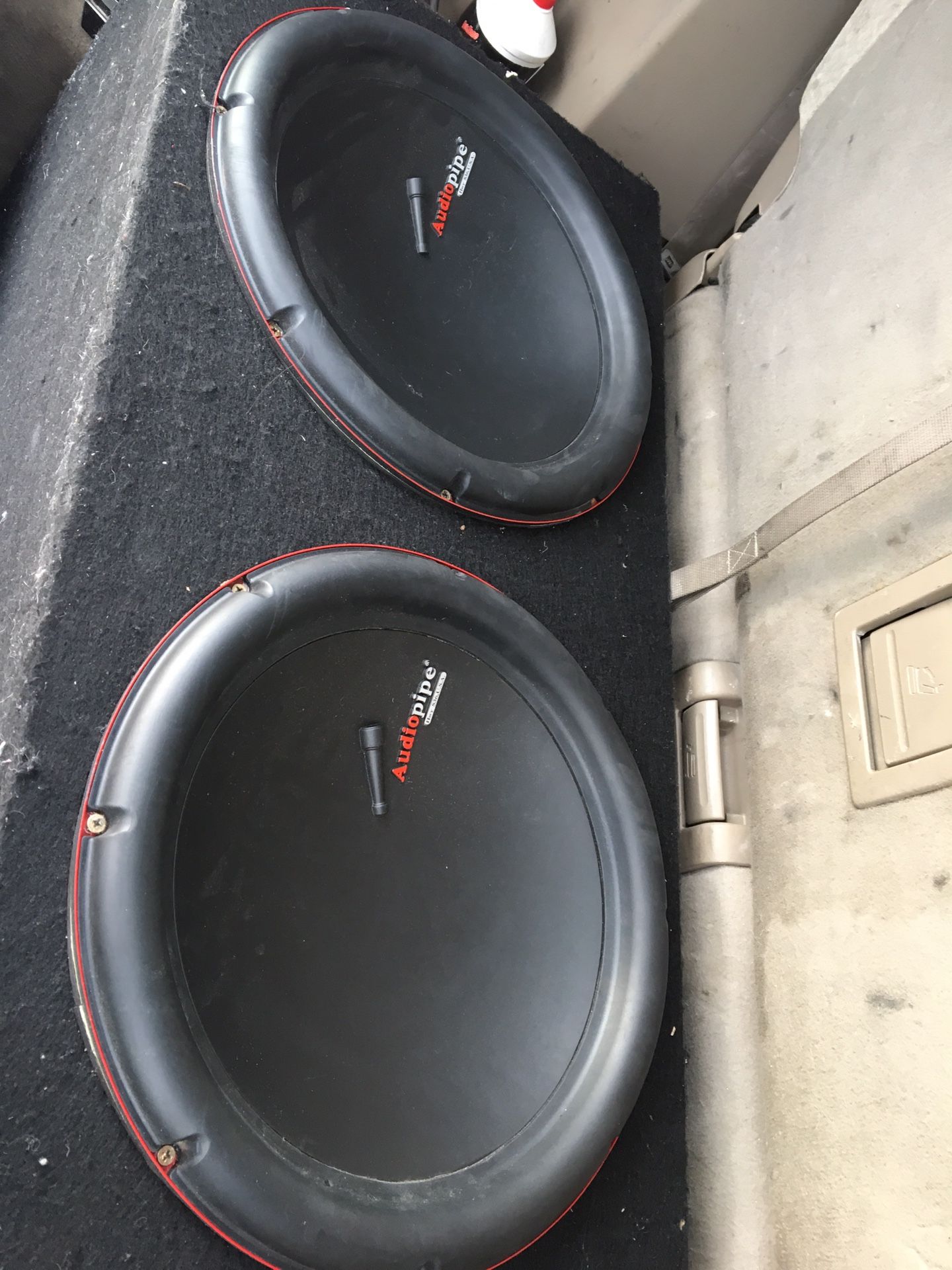 2 15 Inches Audio pipe 2000 watts