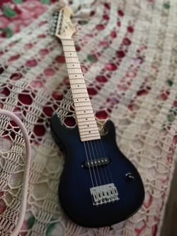 Zeny Electric guitar 🎸