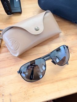 Maui Jim Castles - matte black neutral grey + case