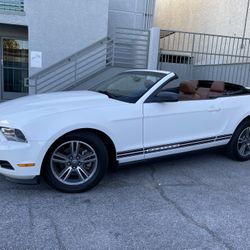 2011 Ford Mustang Convertible 