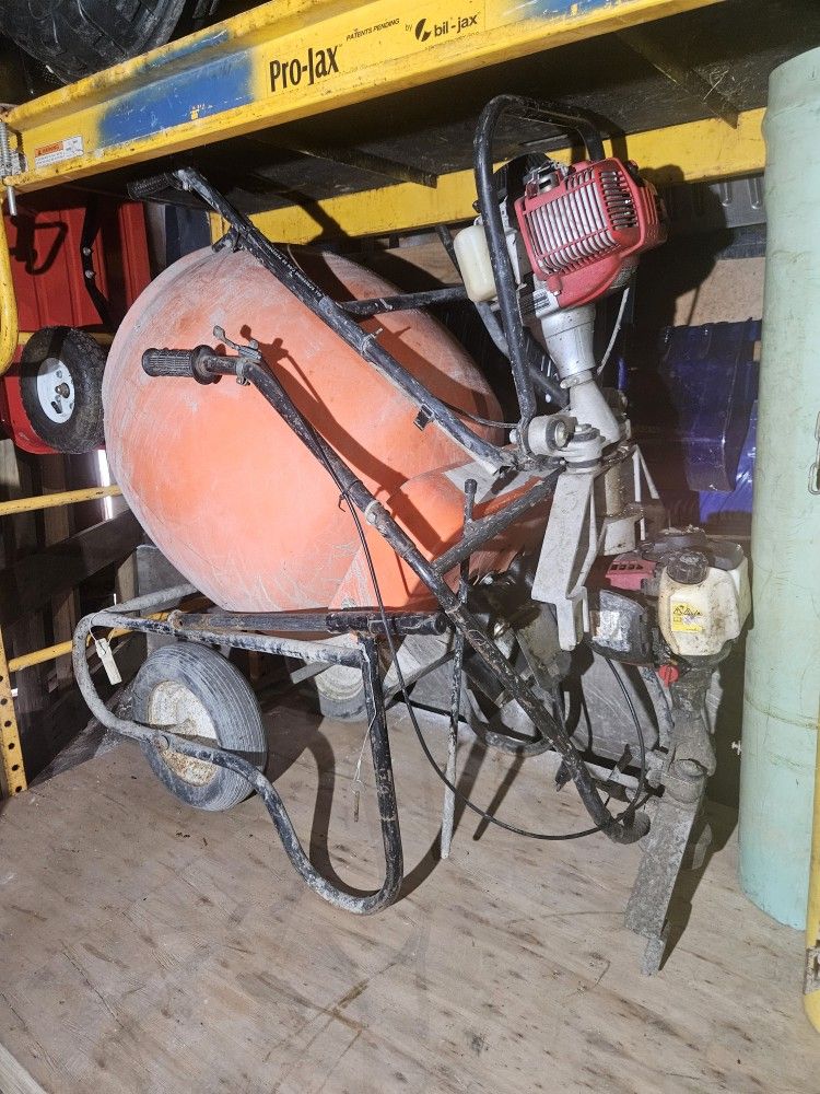 Screed King Concrete Power Screeds. Honda 4-stroke Gx31 & Gx35