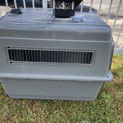 Petmate Sky Kennel New Never Used