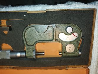 Mitutoyo Jewled Micrometer 0001 1-2