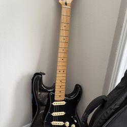 Black Strat Fender With Gig Bag
