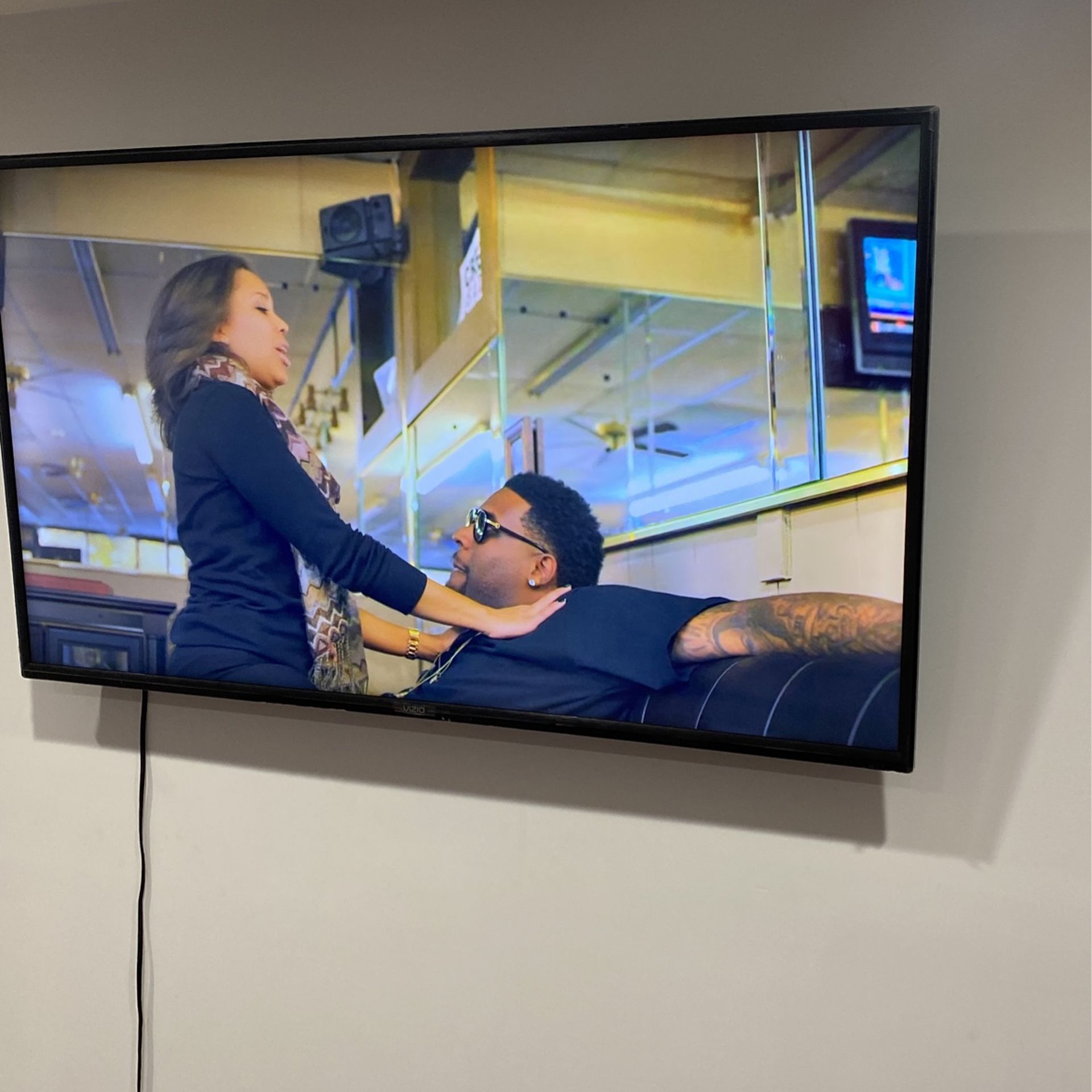 55 Inch Tv $200