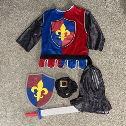 Kids’ Halloween Costumes – Great Condition