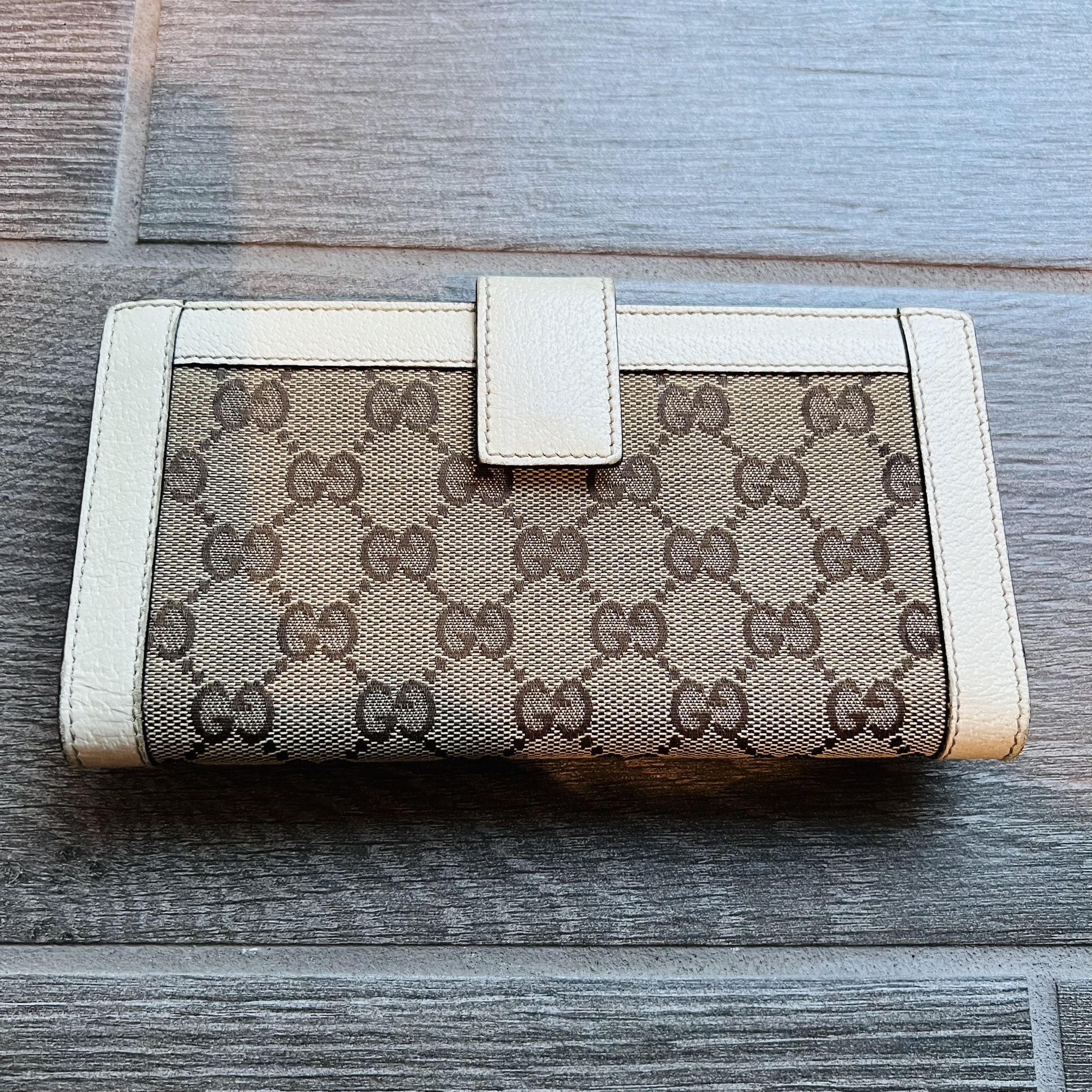 Gucci GG Canvas Leather Bifold Long Wallet 