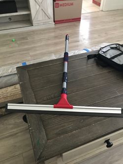 Large window squeegee