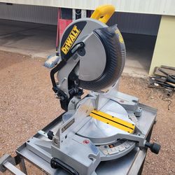 Dewalt 12"  miter saw