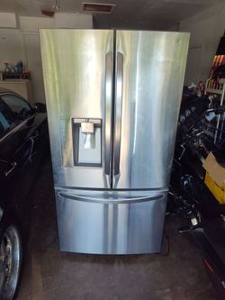 LG refrigerator