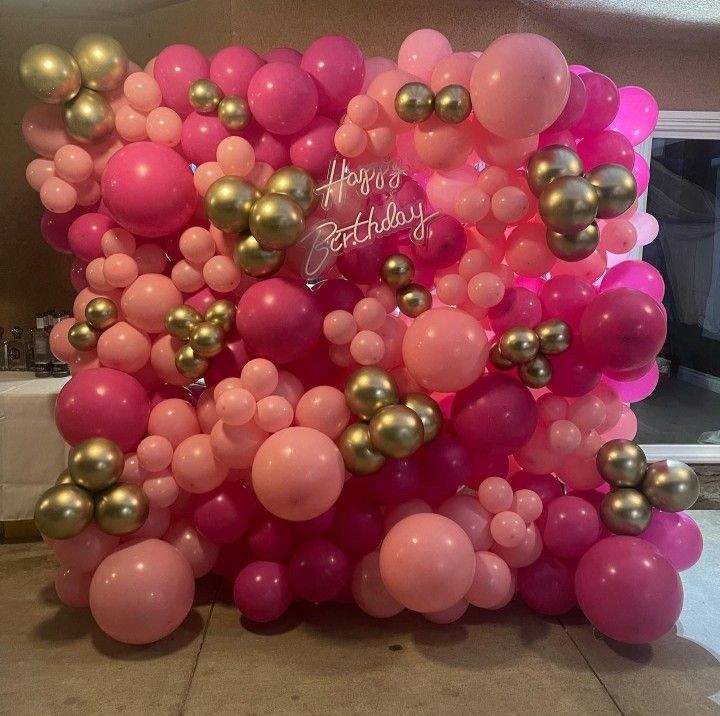 Balloon Wall
