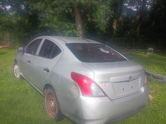 2015 Nissan Versa