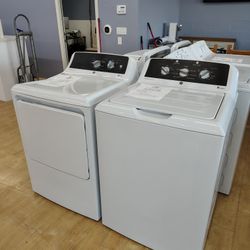 $1449 GE 4.3 CU FT WASHER + 6.2 CU FT ELECTRIC DRYER