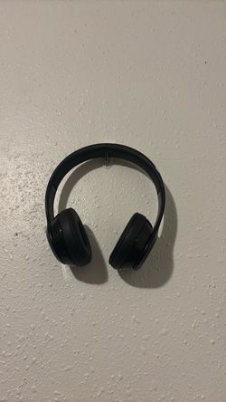 Black beats headphones wireless