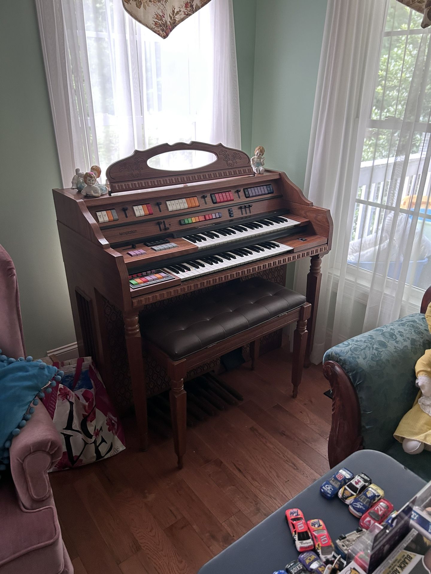 Kimball Temptation Entertainer Organ