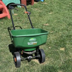 Scotts Lawn spreader 