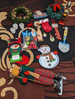 Large Christmas lot