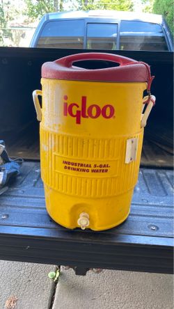 Igloo 5 gallon cooler