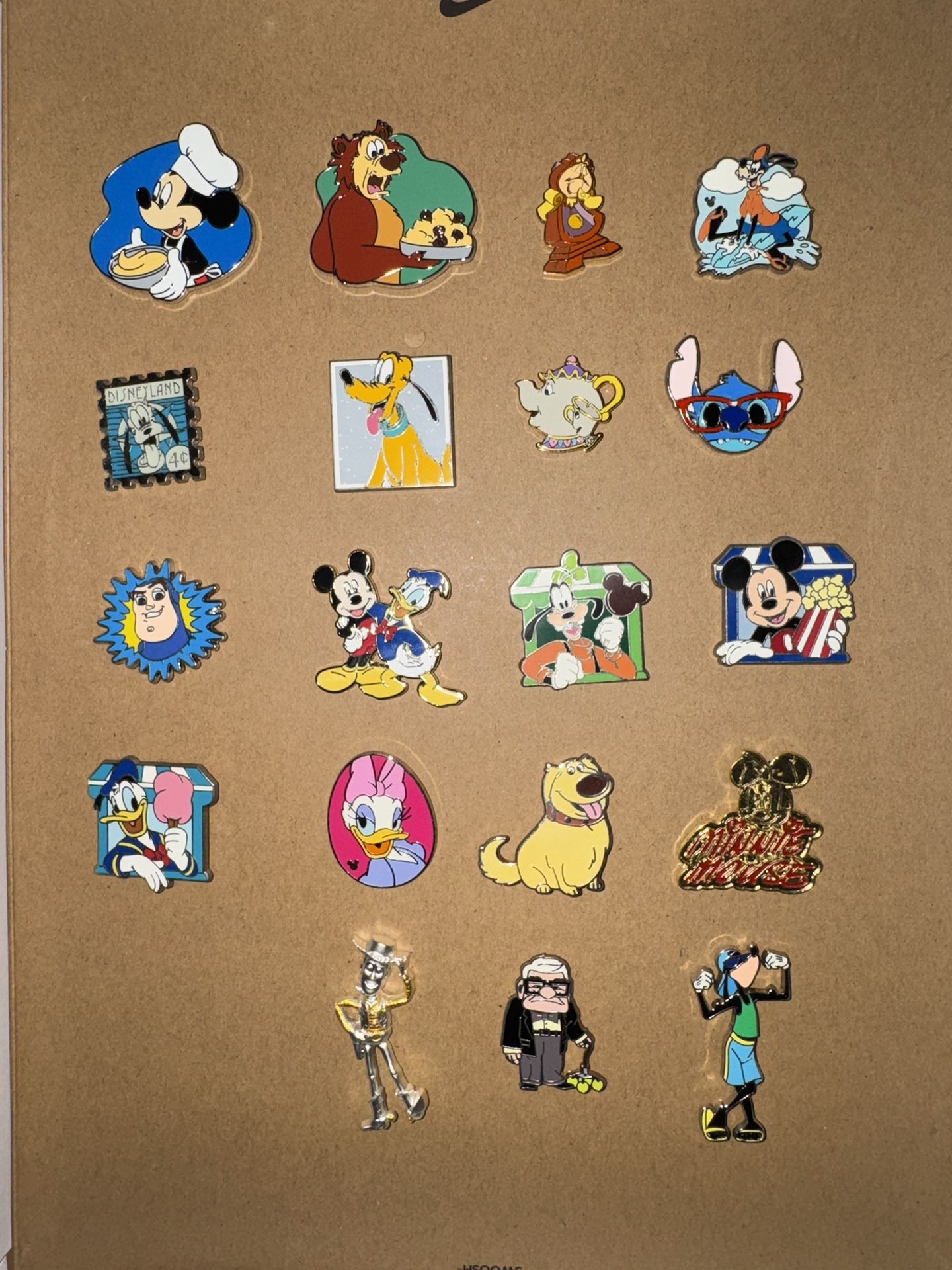 Disney Disneyland Trading Pins