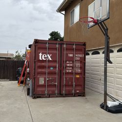 20’ Sea Worthy Shipping Container 